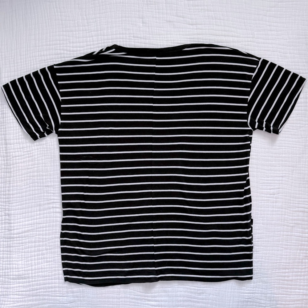 Old Navy short sleeve luxe oversized tunic black & white striped tee size Medium - Picture 2 of 10